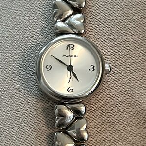 ES8858 Ladies Stainless F2 Fossil Round Face Watch, silver toned watch band.